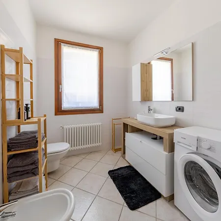 La Rondinella 2 Bedr 10 Min From Bernina Exp Apartamento