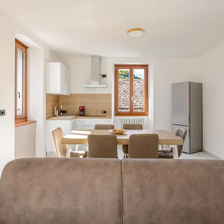 Apartamento La Rondinella 2 Bedr 10 Min From Bernina Exp *