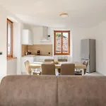 Apartamento La Rondinella 2 Bedr 10 Min From Bernina Exp *